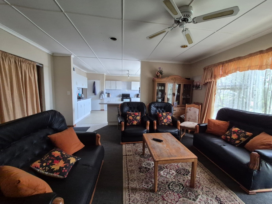 3 Bedroom Property for Sale in Langerug Western Cape